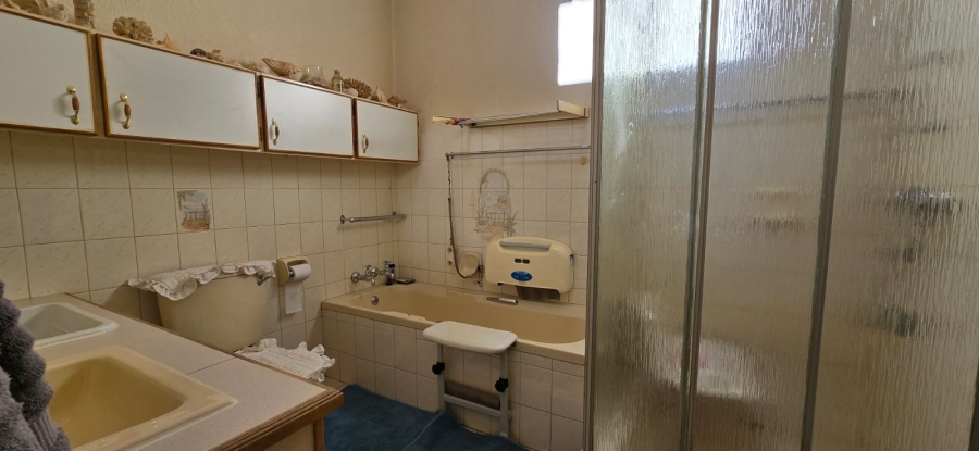 1 Bedroom Property for Sale in Oudorp North West
